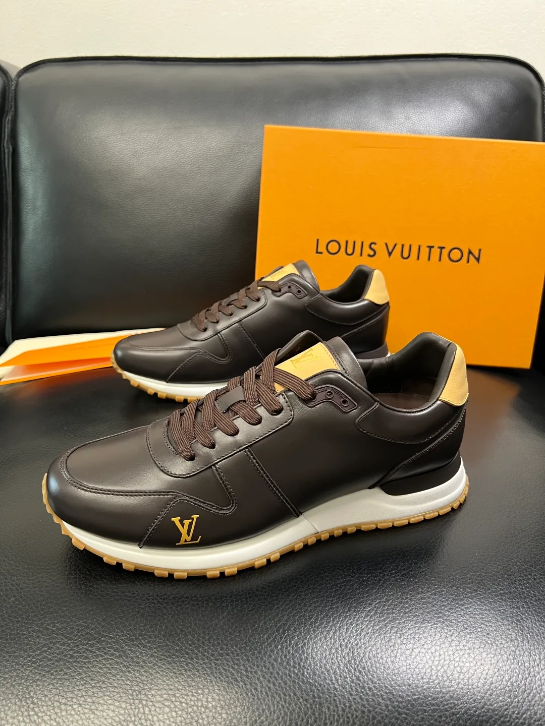 Men's shoes 💰740 Lv high quality top handicrafts Louis Vuitton, counters are equipped with the original factory, the uppers are imported from Italy, high-quality splicing colorful complex crafts, imported cowhide lining is soft and comfortable, soles: original soles specially provided by the original factory, T men's shoes 💰U exclusive movable molded soles are super comfortable, original factory single goods, code number 39-44 (customized 45)